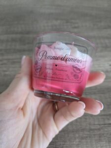 Bougie pomme d'amour 20h